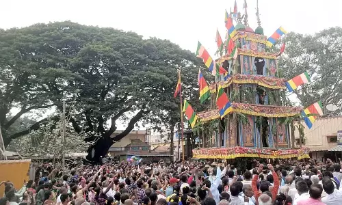 Doddaballapura : प्रसन्न चंद्रमौलेश्वर रथ महोत्सव Doddaballapura : प्रसन्न चंद्रमौलेश्वर रथ महोत्सव