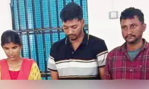 Kerala : दस किलो गांजा के साथ एक महिला समेत तीन लोग गिरफ्तार