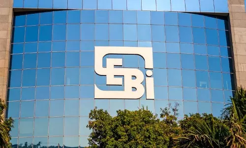 Digital सोना vs भौतिक सोना: सेबी की स्पष्टता से उपभोक्ताओं का विश्वास कैसे बढ़ा? Digital सोना vs भौतिक सोना: सेबी की स्पष्टता से उपभोक्ताओं का विश्वास कैसे बढ़ा?