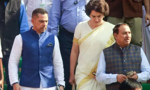 राहुल गांधी की फोकस नहीं जीत, बल्कि धर्मनिरपेक्ष ताने-बाने की सुरक्षा: रॉबर्ट वाड्रा राहुल गांधी की फोकस नहीं जीत, बल्कि धर्मनिरपेक्ष ताने-बाने की सुरक्षा: रॉबर्ट वाड्रा