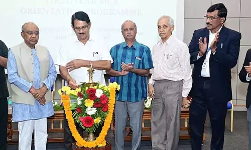 हमें स्नेह से भरे शिक्षित समुदाय की आवश्यकता है: G.S. Narayana Rao हमें स्नेह से भरे शिक्षित समुदाय की आवश्यकता है: G.S. Narayana Rao