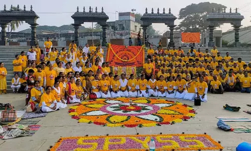 Patanjali संस्थान ने नदी तट पर कार्तिक योग दीपोत्सव का आयोजन किया
