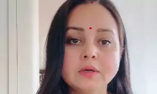 Rohini Acharya ने संजय यादव को दी चुनौती, राजनीति में उठी हलचल Rohini Acharya ने संजय यादव को दी चुनौती, राजनीति में उठी हलचल