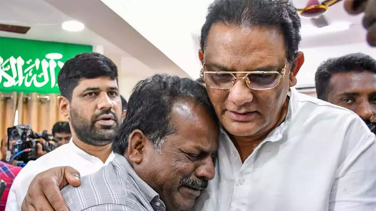 Telangana: सऊदी अरब के लिए अज़हर के नेतृत्व वाली आधिकारिक टीम