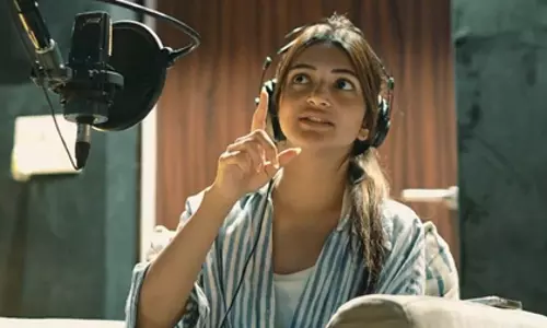 Sreeleela ने शिवकार्तिकेयन की पराशक्ति के लिए डबिंग शुरू की Sreeleela ने शिवकार्तिकेयन की पराशक्ति के लिए डबिंग शुरू की