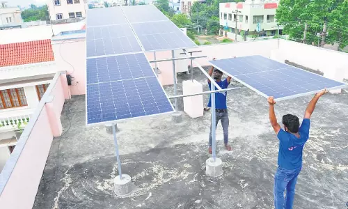 APEPDCL ने पीएम सूर्य घर योजना के तहत 31,000 रूफटॉप सौर संयंत्र स्थापित किए