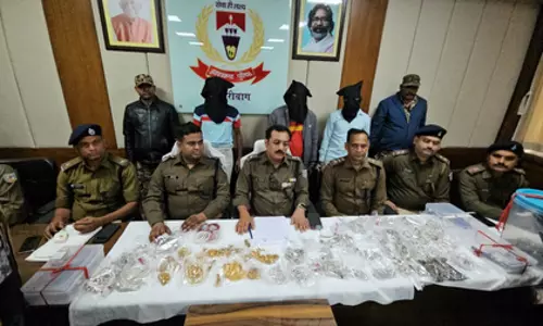 झारखंड पुलिस ने 24 घंटे के भीतर आभूषण चोरी का पर्दाफाश किया, तीन गिरफ्तार