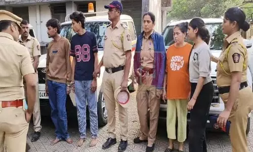 Bageshwar Dham Baba के नाम पर बुजुर्ग महिला से 24 लाख रुपये की ठगी Bageshwar Dham Baba के नाम पर बुजुर्ग महिला से 24 लाख रुपये की ठगी
