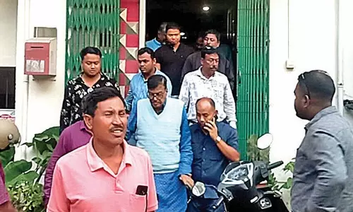 ममता या बख्शी का नाम आते ही रवि के समर्थकों ने इस्तीफा देने का फैसला किया ममता या बख्शी का नाम आते ही रवि के समर्थकों ने इस्तीफा देने का फैसला किया