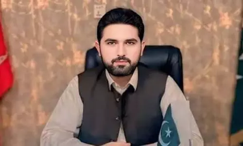 Pakistan के मुख्यमंत्री ने आतंकवाद नीति का पर्दाफाश किया, कहा कि यह एजेंडे के लिए बनाई गई Pakistan के मुख्यमंत्री ने आतंकवाद नीति का पर्दाफाश किया, कहा कि यह एजेंडे के लिए बनाई गई