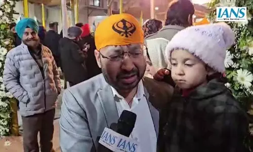 श्रीनगर में गुरु तेग बहादुर जी की 350वीं शहादत दिवस पर कीर्तन दरबार का आयोजन श्रीनगर में गुरु तेग बहादुर जी की 350वीं शहादत दिवस पर कीर्तन दरबार का आयोजन