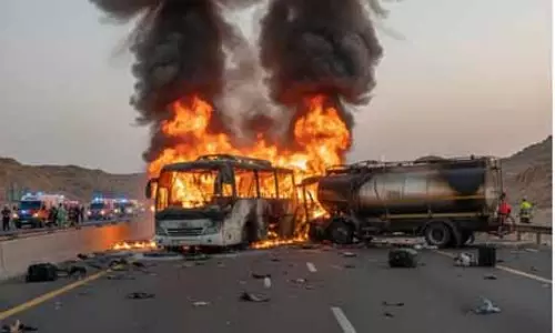सऊदी हादसे में कर्नाटक के बीदर की 80 वर्षीय महिला की भी मौत, मंत्री ईश्वर बी. खंड्रे ने जताया दुख सऊदी हादसे में कर्नाटक के बीदर की 80 वर्षीय महिला की भी मौत, मंत्री ईश्वर बी. खंड्रे ने जताया दुख