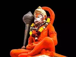 Hanuman Ji Chola: हनुमान जी को चोला चढ़ाने की सही विधि क्या है, अगर हो जाए गलती तो क्या करें Hanuman Ji Chola: हनुमान जी को चोला चढ़ाने की सही विधि क्या है, अगर हो जाए गलती तो क्या करें