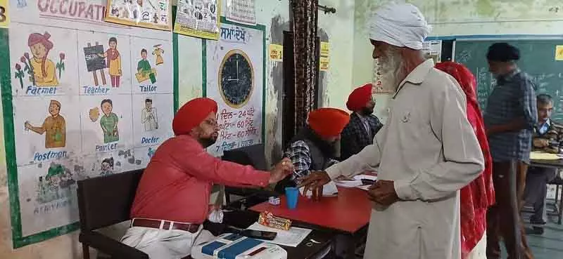 Tarn Taran by-election नतीजों से शिअद उत्साहित, लेकिन वोट प्रतिशत में लगातार गिरावट Tarn Taran by-election नतीजों से शिअद उत्साहित, लेकिन वोट प्रतिशत में लगातार गिरावट