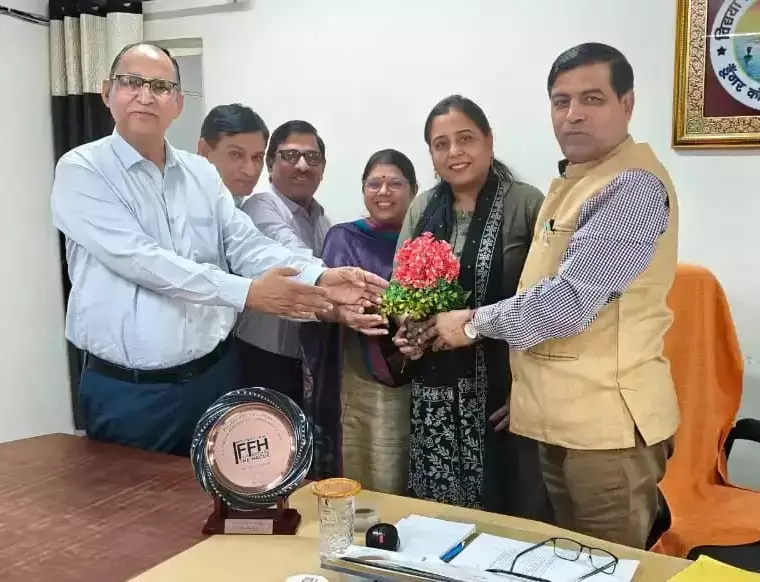Bikaner: डॉ. सोनू शिवा को इंटरनेशनल फिल्म फेस्टिवल अवॉर्ड Bikaner: डॉ. सोनू शिवा को इंटरनेशनल फिल्म फेस्टिवल अवॉर्ड
