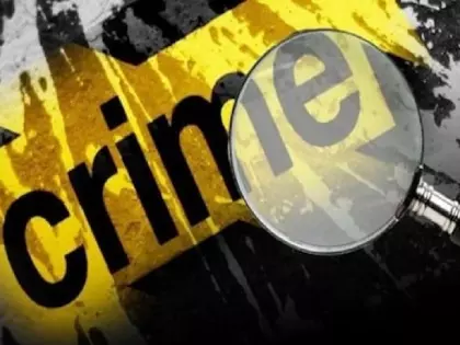 Uttar Pradesh: महिला का आरोप, पुलिसकर्मियों ने दो दिन तक किया बलात्कार Uttar Pradesh: महिला का आरोप, पुलिसकर्मियों ने दो दिन तक किया बलात्कार