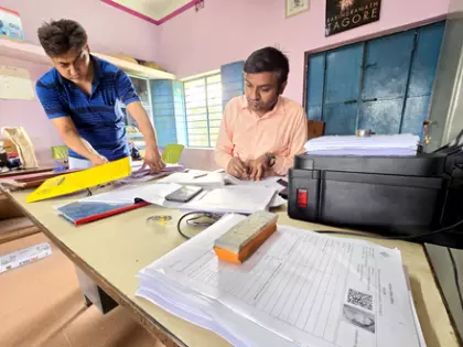 Kerala ने एसआईआर में 96 प्रतिशत गणना हासिल की Kerala ने एसआईआर में 96 प्रतिशत गणना हासिल की