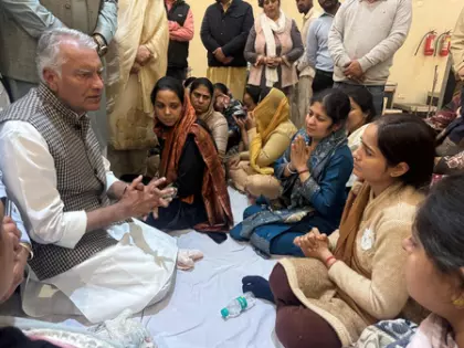 पंजाब में सांप्रदायिक सौहार्द बिगाड़ने के लिए हो रही हैं लक्षित हत्याएं: BJP पंजाब में सांप्रदायिक सौहार्द बिगाड़ने के लिए हो रही हैं लक्षित हत्याएं: BJP