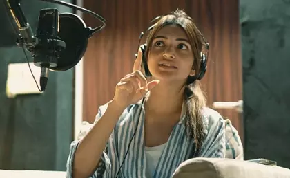 Sreeleela ने शिवकार्तिकेयन की पराशक्ति के लिए डबिंग शुरू की Sreeleela ने शिवकार्तिकेयन की पराशक्ति के लिए डबिंग शुरू की