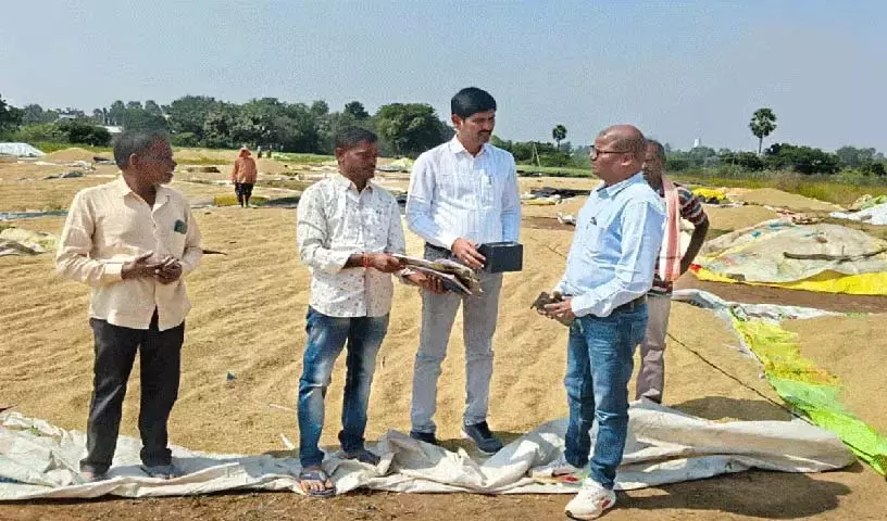 अनाज खरीद में तेजी लाई जाए: RDO वेणुमाधव राव अनाज खरीद में तेजी लाई जाए: RDO वेणुमाधव राव