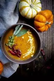 सर्दी में खुद को गर्म रखने के लिए पिएं कद्दू का Soup, जानिए सरल रेसिपी सर्दी में खुद को गर्म रखने के लिए पिएं कद्दू का Soup, जानिए सरल रेसिपी