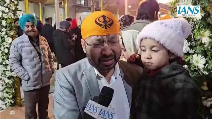 श्रीनगर में गुरु तेग बहादुर जी की 350वीं शहादत दिवस पर कीर्तन दरबार का आयोजन श्रीनगर में गुरु तेग बहादुर जी की 350वीं शहादत दिवस पर कीर्तन दरबार का आयोजन