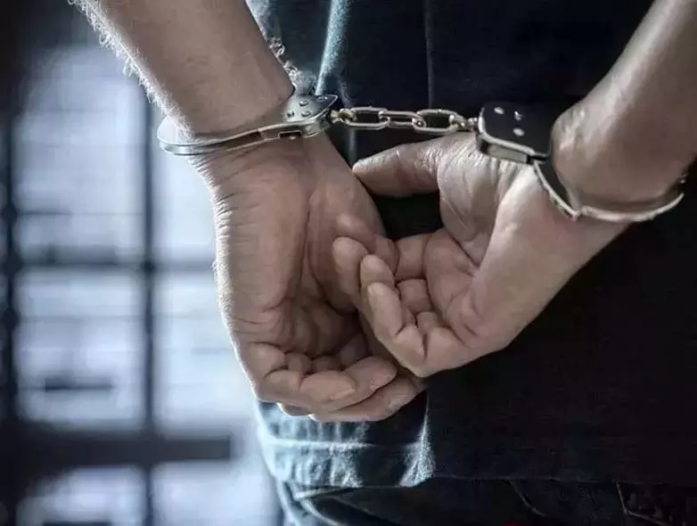 17 लाख की फिरौती के लिए किशोर अपहरण, आरोपी गिरफ्तार 17 लाख की फिरौती के लिए किशोर अपहरण, आरोपी गिरफ्तार