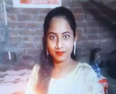 कोचिंग शिक्षिका की गोली मारकर हत्या, पुलिस जांच में जुटी कोचिंग शिक्षिका की गोली मारकर हत्या, पुलिस जांच में जुटी