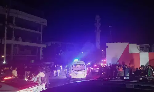 स्पोर्ट्स ग्राउंड में 13 लोगों की मौत, एयर स्ट्राइक का आरोप
