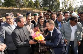 Himachal के मुख्यमंत्री ने पालमपुर हेलीपोर्ट की आधारशिला रखी