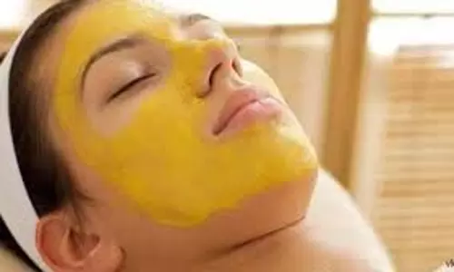 Beauty Tips : हफ्ते में दो बार लगाएं बेसन का फेस पैक, मिलेंगे फायदे Beauty Tips : हफ्ते में दो बार लगाएं बेसन का फेस पैक, मिलेंगे फायदे