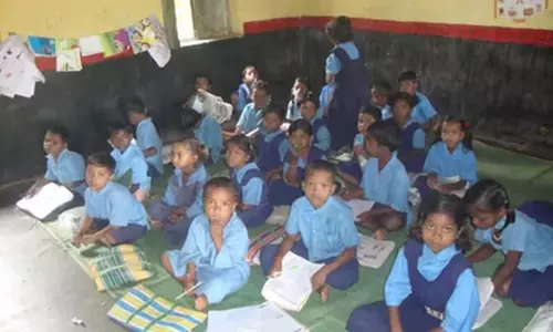 Bhopal: स्कूल इंफ्रास्ट्रक्चर बुरी तरह कमजोर, आंकड़े चौंकाने वाले Bhopal: स्कूल इंफ्रास्ट्रक्चर बुरी तरह कमजोर, आंकड़े चौंकाने वाले