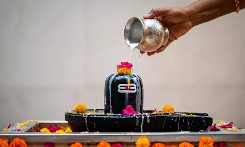Shivling Niyam: घर में स्थापित कर रहे हैं शिवलिंग, अवश्य जानें इससे जुड़े ये 5 खास नियम Shivling Niyam: घर में स्थापित कर रहे हैं शिवलिंग, अवश्य जानें इससे जुड़े ये 5 खास नियम