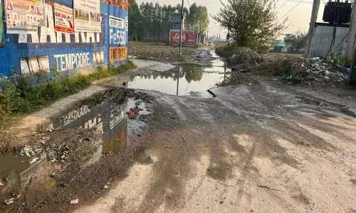 Hoshiarpur डेविडा अहिराना-फड़मन सड़क खतरनाक, स्थानीयों ने कार्रवाई की मांग Hoshiarpur डेविडा अहिराना-फड़मन सड़क खतरनाक, स्थानीयों ने कार्रवाई की मांग