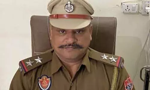 Jalandhar पूर्व एसएचओ के खिलाफ FIR में एक और धारा जोड़ी गई Jalandhar पूर्व एसएचओ के खिलाफ FIR में एक और धारा जोड़ी गई