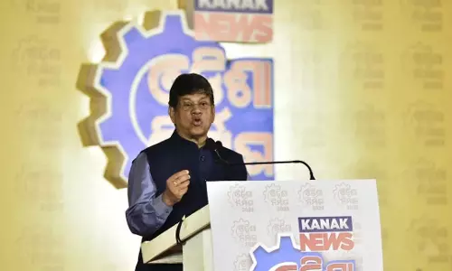Soumya रंजन पटनायक ने ओडिशा निर्माण सम्मेलन 2025 में नए ओडिशा के लिए विजन ब्लूप्रिंट का आह्वान किया Soumya रंजन पटनायक ने ओडिशा निर्माण सम्मेलन 2025 में नए ओडिशा के लिए विजन ब्लूप्रिंट का आह्वान किया