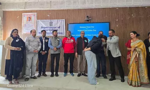 Mandi राष्ट्रीय पत्रकारिता दिवस पर मीडिया पर एआई के प्रभाव पर चर्चा