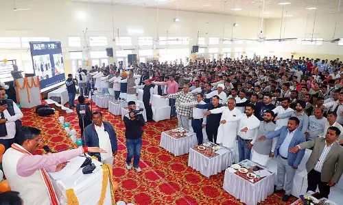 मंत्री कृष्ण बेदी ने फतेहाबाद में नशा मुक्त भारत अभियान के 5 वर्ष पूरे होने का जश्न मनाया मंत्री कृष्ण बेदी ने फतेहाबाद में नशा मुक्त भारत अभियान के 5 वर्ष पूरे होने का जश्न मनाया