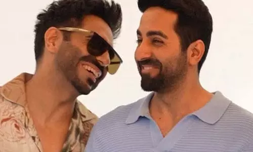 Ayushmann Khurrana ने भाई अपारशक्ति के लिए एक मजेदार जन्मदिन पोस्ट किया और यह इंटरनेट पर धूम मचा रहा