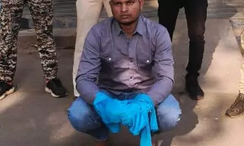 पड़ोसी युवक ने बुजुर्ग और बेटी की हत्या, नाना के गांव में खेला खूनी खेल