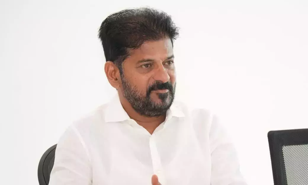 Telangana : साड़ी वितरण महिला सशक्तिकरण का हिस्सा रेवंत Telangana : साड़ी वितरण महिला सशक्तिकरण का हिस्सा रेवंत
