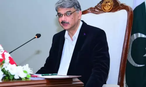 Pak राजनेता ने दिल्ली विस्फोट में इस्लामाबाद की भूमिका स्वीकारी Pak राजनेता ने दिल्ली विस्फोट में इस्लामाबाद की भूमिका स्वीकारी