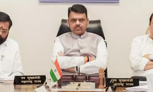Maharashtra: शिंदे मिलेंगे अमित शाह से, अजित पवार ने फड़णवीस से की मुलाकात