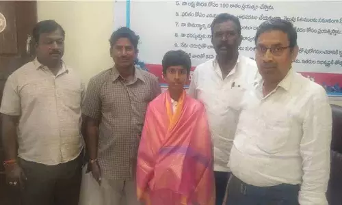 Maganur के छात्र का राज्य स्तरीय क्रिकेट प्रतियोगिता के लिए चयन