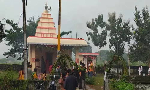 शिव मंदिर की बंजर भूमि पर अतिक्रमण हुआ तो कार्रवाई होगी: EO Venugopalacaryulu शिव मंदिर की बंजर भूमि पर अतिक्रमण हुआ तो कार्रवाई होगी: EO Venugopalacaryulu