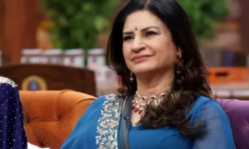 Bigg Boss 19: गौरव की पत्नी आकांक्षा हुईं कुणिका की खूबसूरती पर मोहित