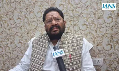 अल-फलाह यूनिवर्सिटी चेयरमैन की गिरफ्तारी पर सपा विधायक जय किशन साहू का सवाल अल-फलाह यूनिवर्सिटी चेयरमैन की गिरफ्तारी पर सपा विधायक जय किशन साहू का सवाल