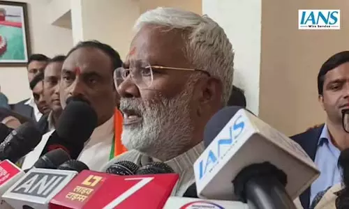 उत्तर प्रदेश मंत्री स्वातंत्र देव सिंह ने केंद्र सरकार की योजनाओं की समीक्षा पर दिया जोर उत्तर प्रदेश मंत्री स्वातंत्र देव सिंह ने केंद्र सरकार की योजनाओं की समीक्षा पर दिया जोर