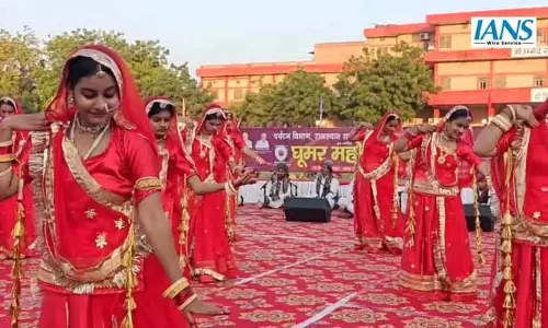 जोधपुर में घूमर महोत्सव 2025 का भव्य आयोजन, युवाओं में पारंपरिक नृत्य को बढ़ावा जोधपुर में घूमर महोत्सव 2025 का भव्य आयोजन, युवाओं में पारंपरिक नृत्य को बढ़ावा