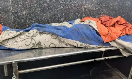 निर्माणाधीन इंजीनियरिंग कॉलेज में महिला मजदूर की तीसरी मंजिल से गिरकर मौत